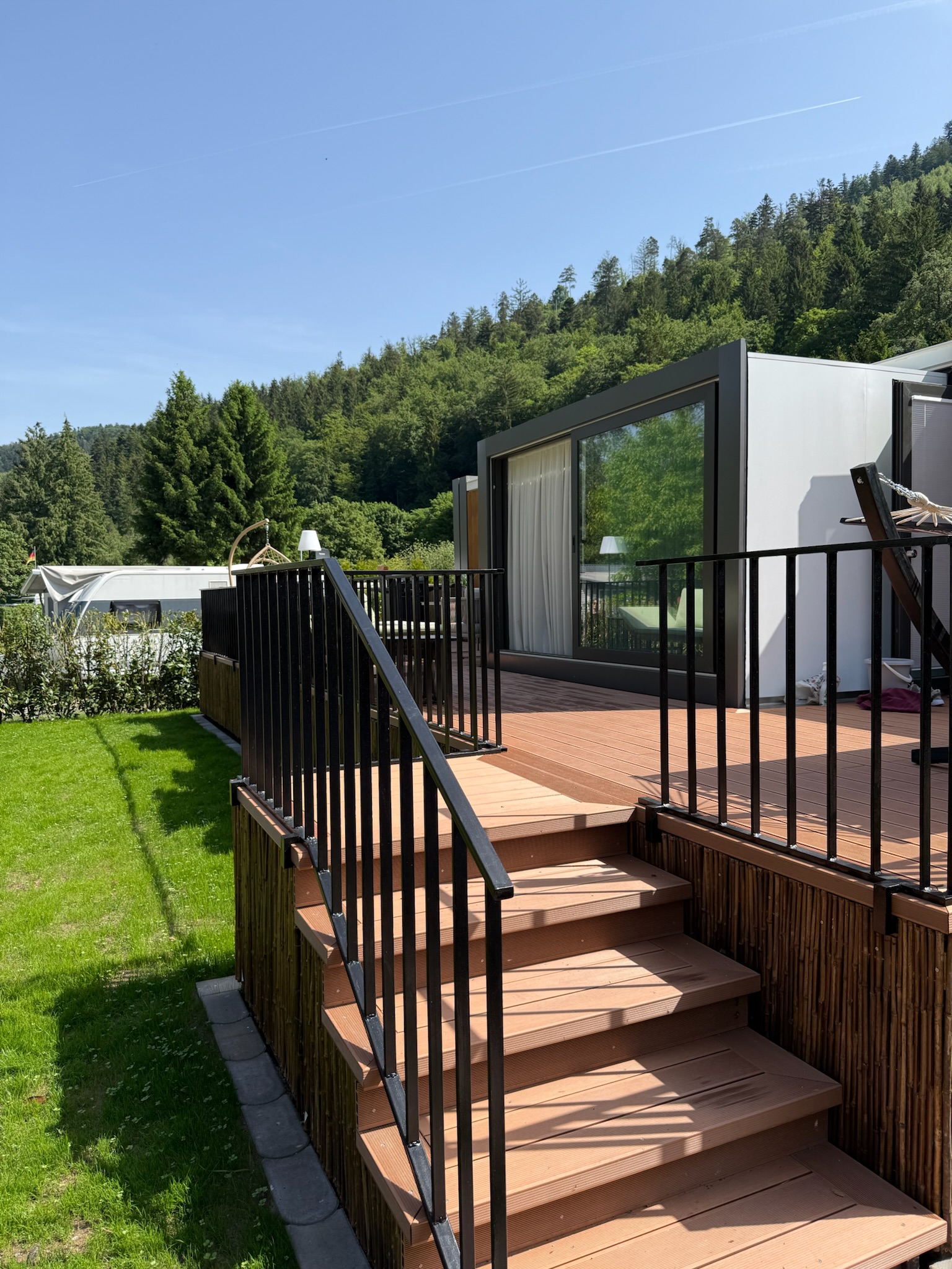 Tiny House mit LED-Beleuchtung