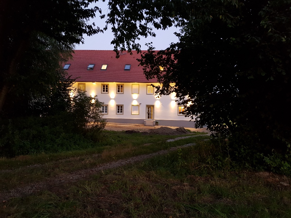 Steigerhof - Umgebung und Grünfläche am Haus